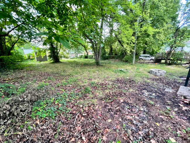 Building Photo - One of a Kind 3 bedroom, 2 bathroom Historic Home in Greensboro!