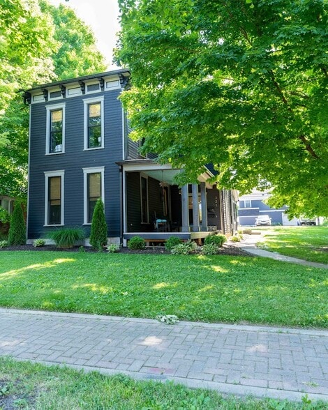 Primary Photo - 321 N Rangeline Rd