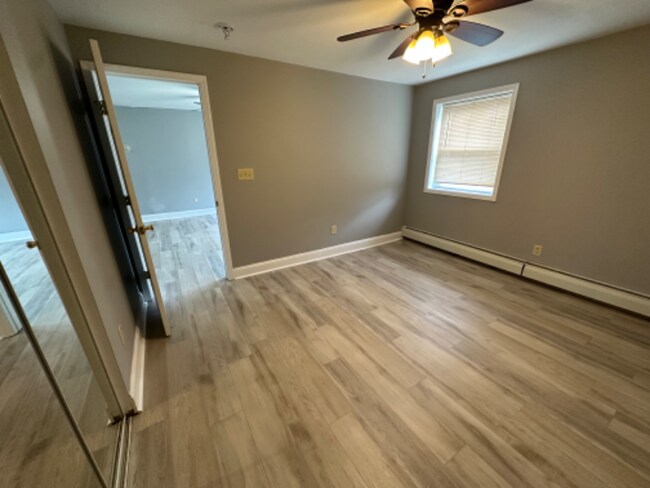 Building Photo - 49 Tappan St