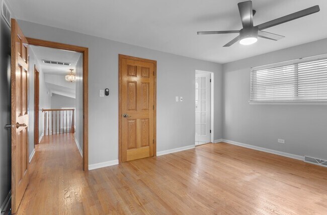 Building Photo - 608 Lavergne Ave