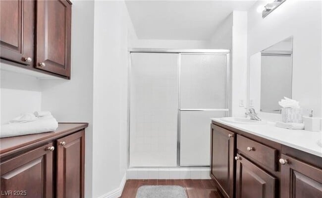 Building Photo - 47 E Agate Ave