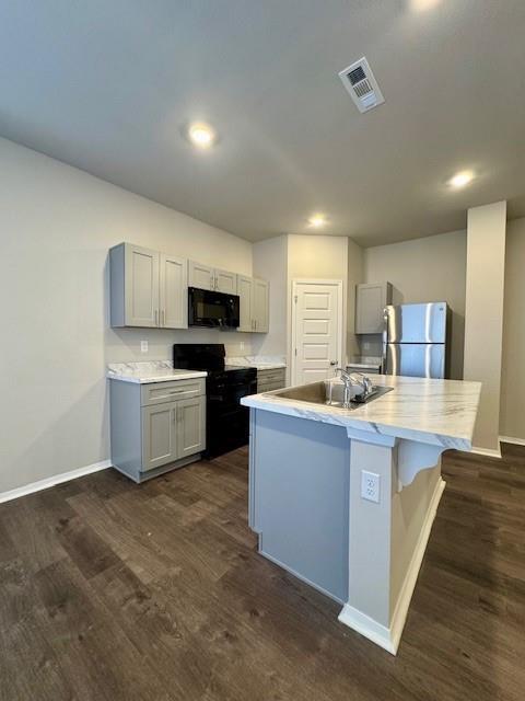 Building Photo - 6816 SW Devotion Ave