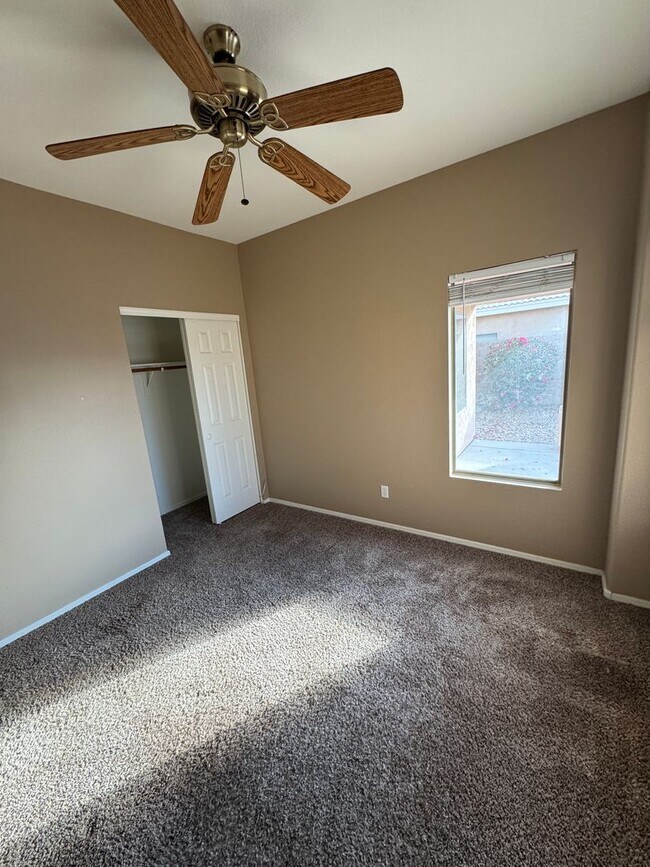 Building Photo - 9450 W Quail Ave