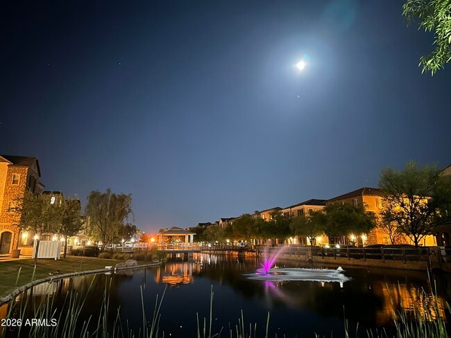 Building Photo - 1663 E Hampton Ln