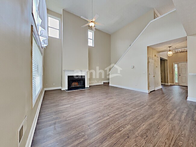 Building Photo - 2257 Caneridge Trail SW