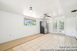 Building Photo - 4043 Tropical Dr