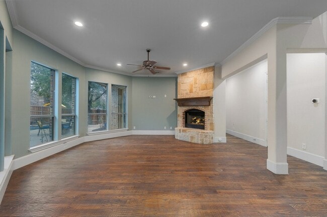 Building Photo - 109 Meadowlands Dr