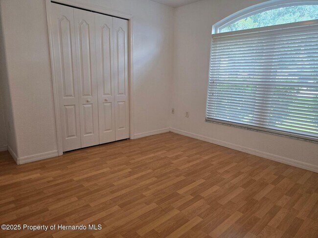 Building Photo - 542 Fairbanks Rd