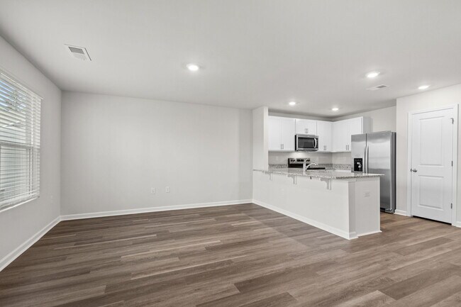 Building Photo - 608 Rd