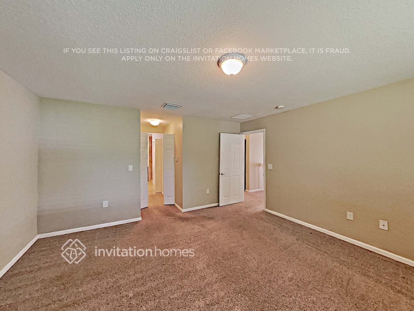 Building Photo - 10441 Yarrow Dr