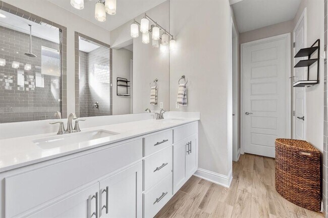Building Photo - 12612 Cardinal Flower Dr