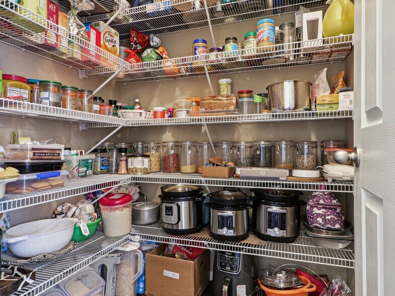 Building Photo - 17564 E Neu Towne Pkwy