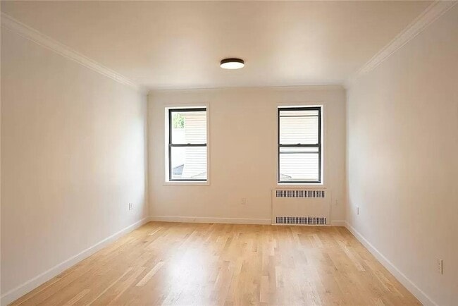 Building Photo - 811 Cortelyou Rd