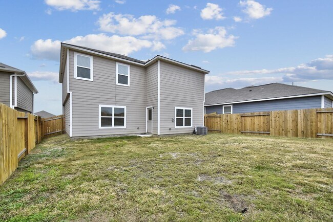 Building Photo - 11027 Chatham Ct