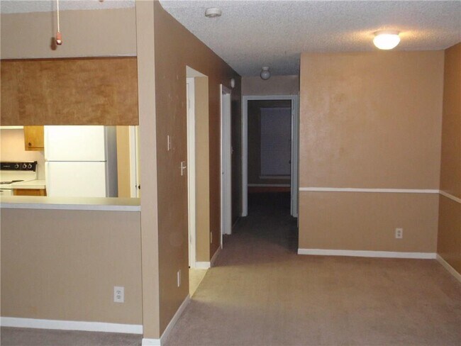 Building Photo - 3404 Blumie St