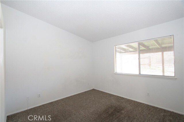 Building Photo - 836 Cisco St S