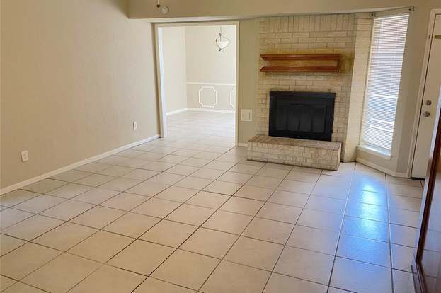 Building Photo - 323 Maybrook Dr