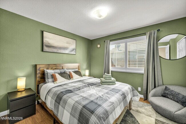 Building Photo - 5045 Pradera St
