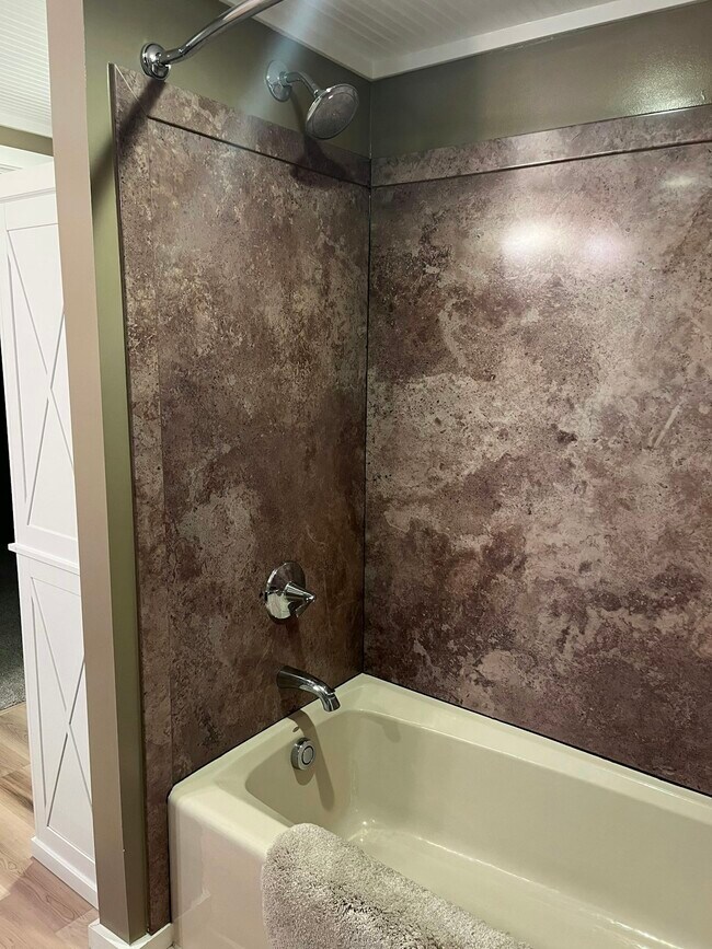 Building Photo - 1457 Ranchwood Dr