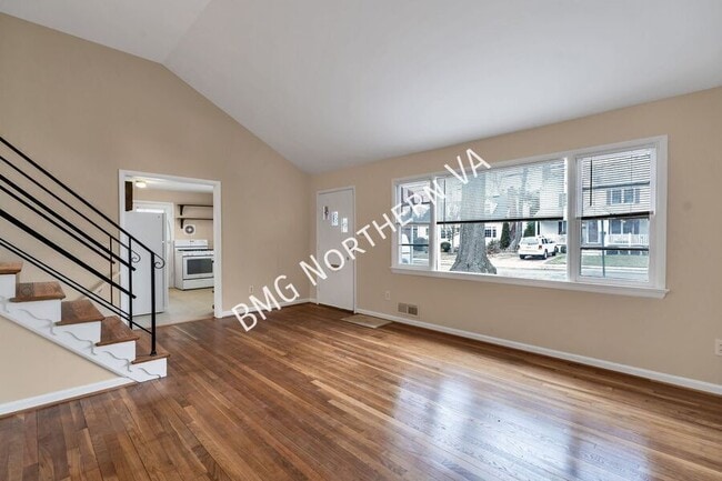 Building Photo - 5722 4th St S