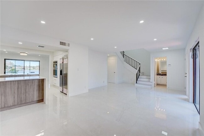 Building Photo - 103 St Andrews Rd