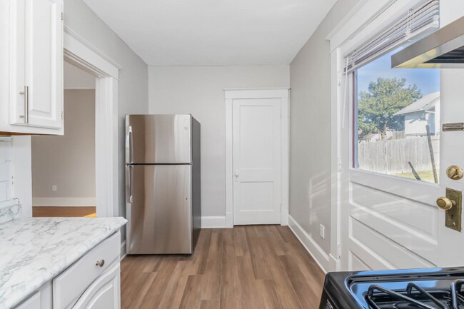 Building Photo - 4400 Greenlee Ave