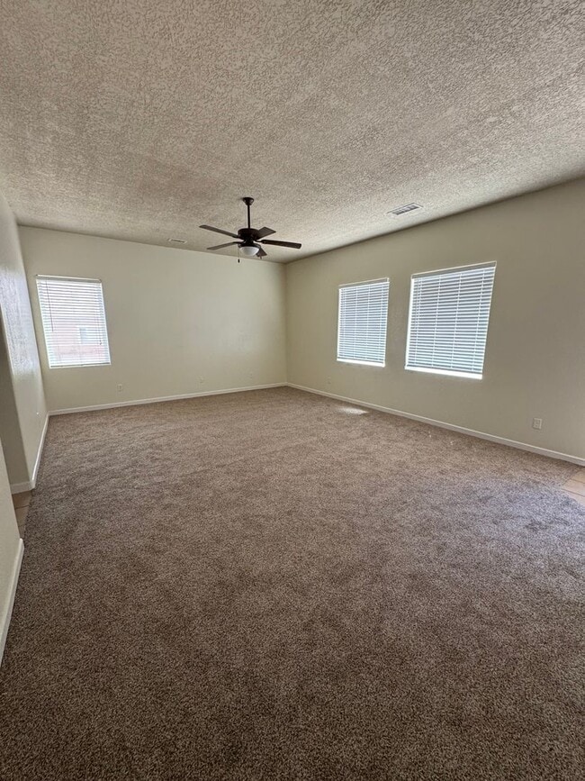 Building Photo - Spacious 2-Story Home with 3-Car Garage in...