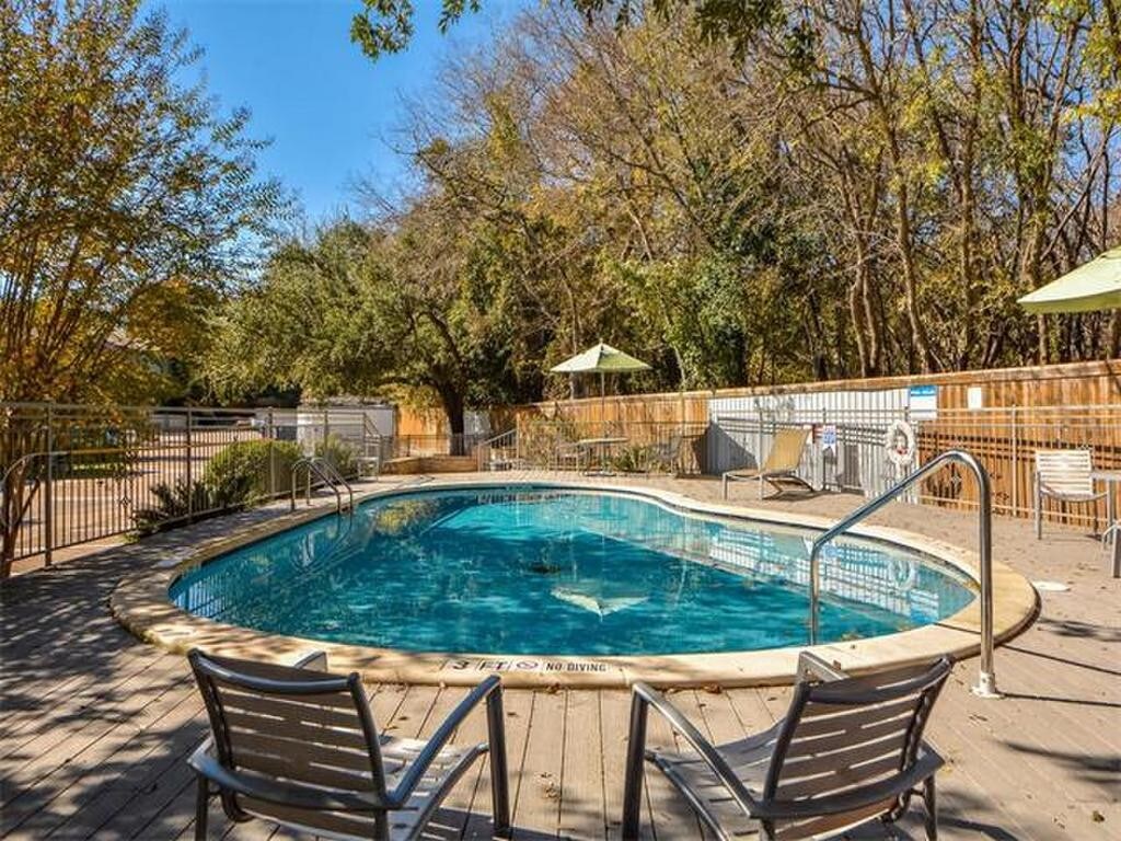 Pool - 3204 Manchaca Rd