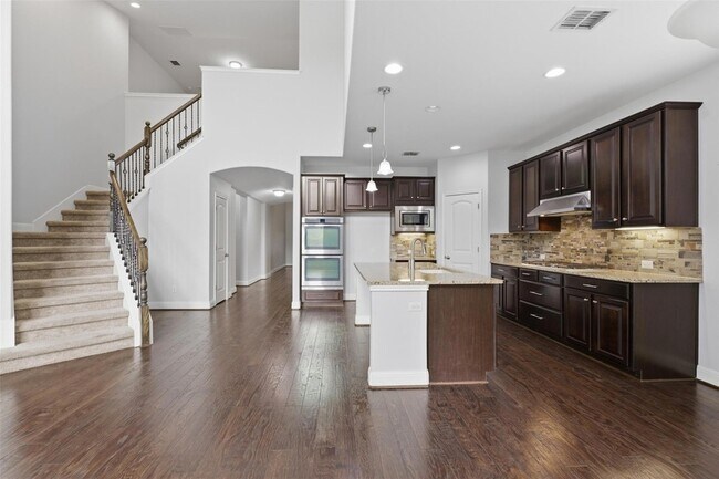 Building Photo - 1017 Fred Couples Ct