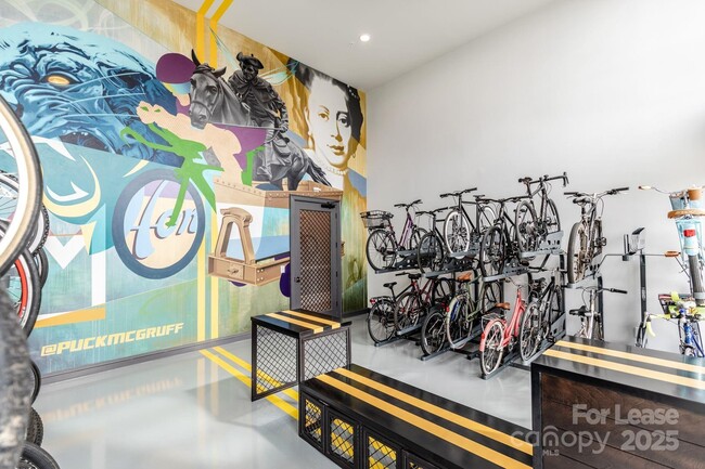 Building Photo - 101 W Morehead St