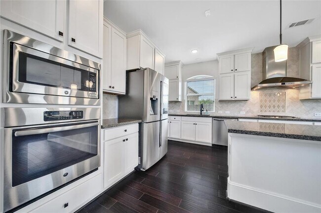 Building Photo - 6707 Birchwood Bend Ct