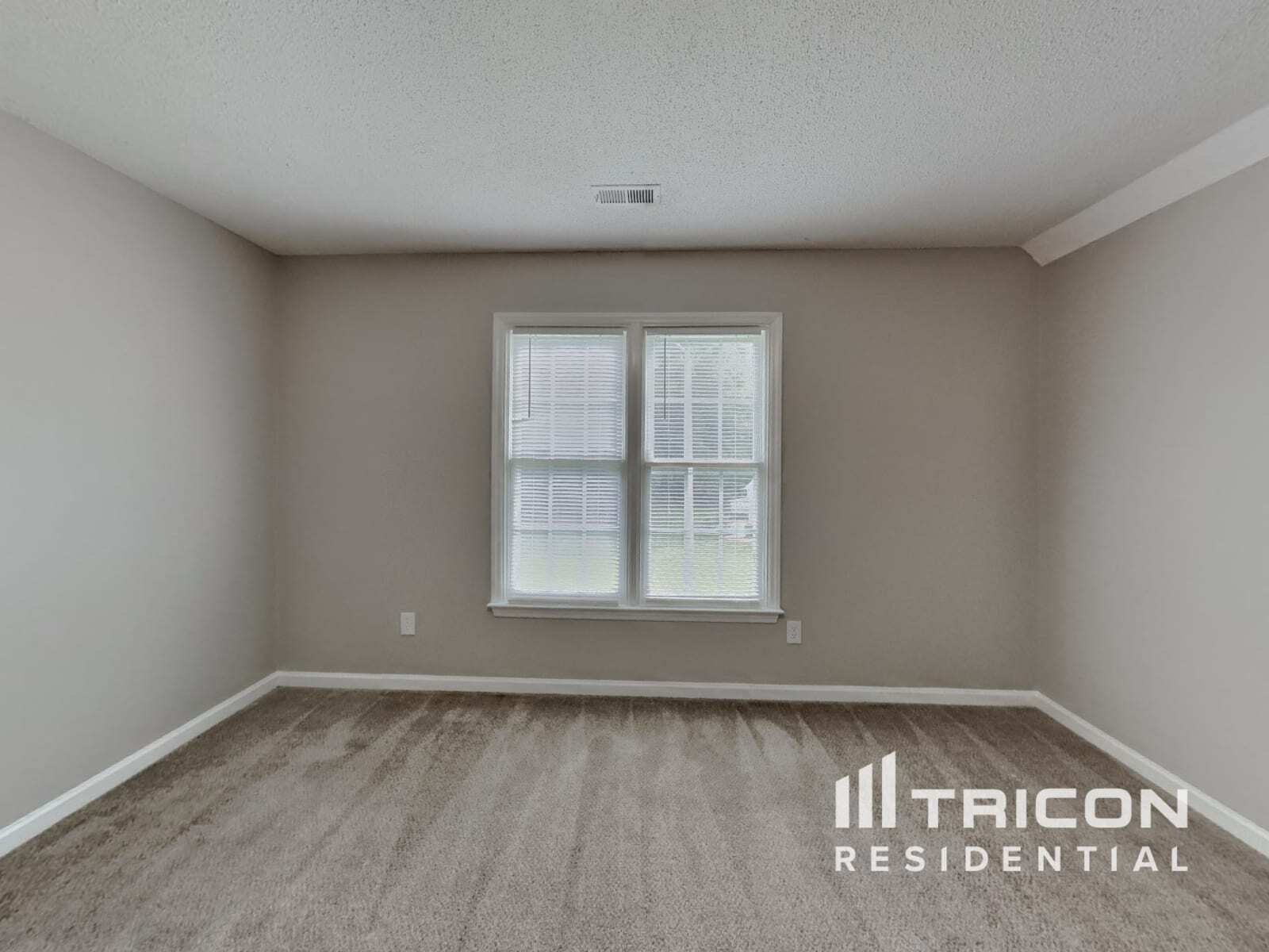 Building Photo - 229 Blair Dr