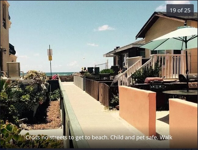 Steps to beach - cross to roads - 712 Zanzibar Ct