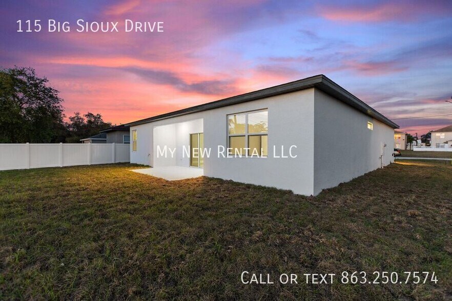 Building Photo - 115 Big Sioux Dr