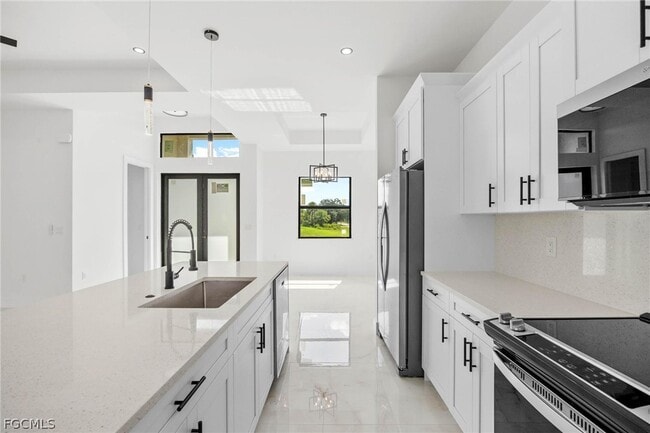 Building Photo - 760 Festival Ave