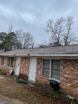 Building Photo - 2849 New Clinton Rd