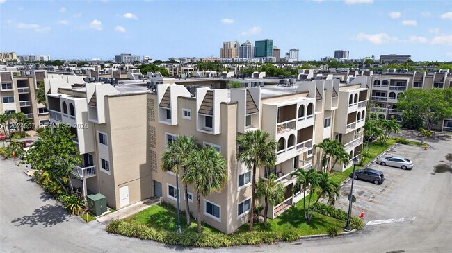Building Photo - 7920 Camino Real