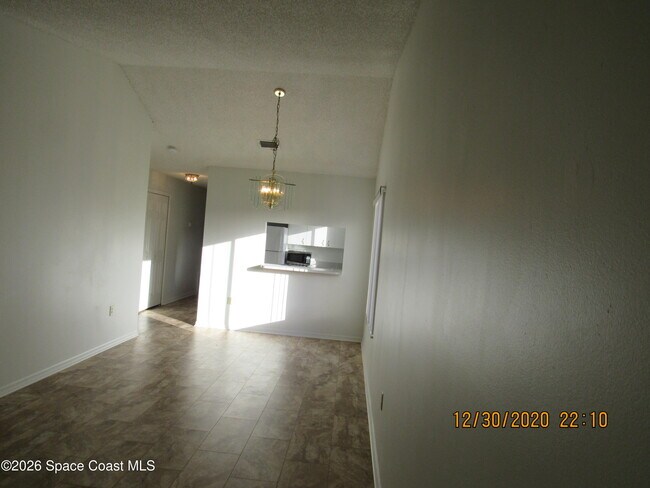 Building Photo - 151 Plover Ln