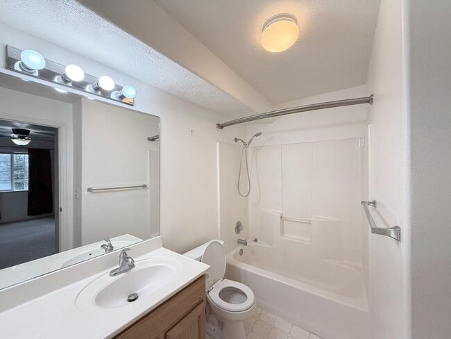 Building Photo - 1499 N 1200 W