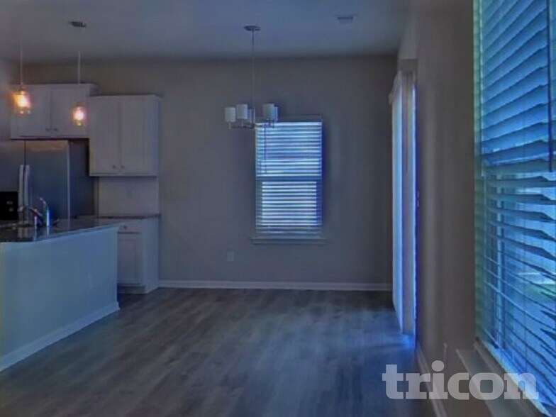 Building Photo - 209 Spring Knoll Dr