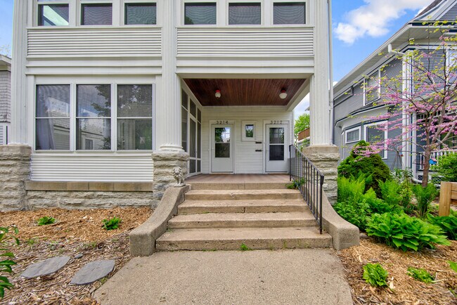 Building Photo - 3212 Colfax Ave S