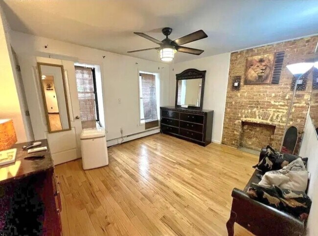 Building Photo - Spacious 2BR in Brooklyn (Bed Stuy)
