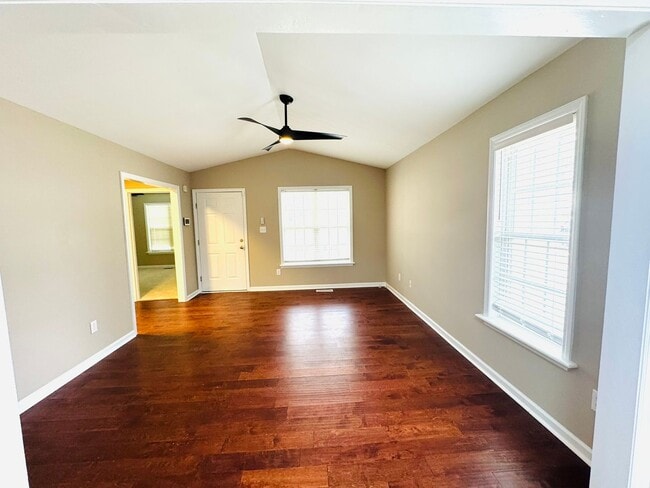 Building Photo - 6904 Fox Haven Pl