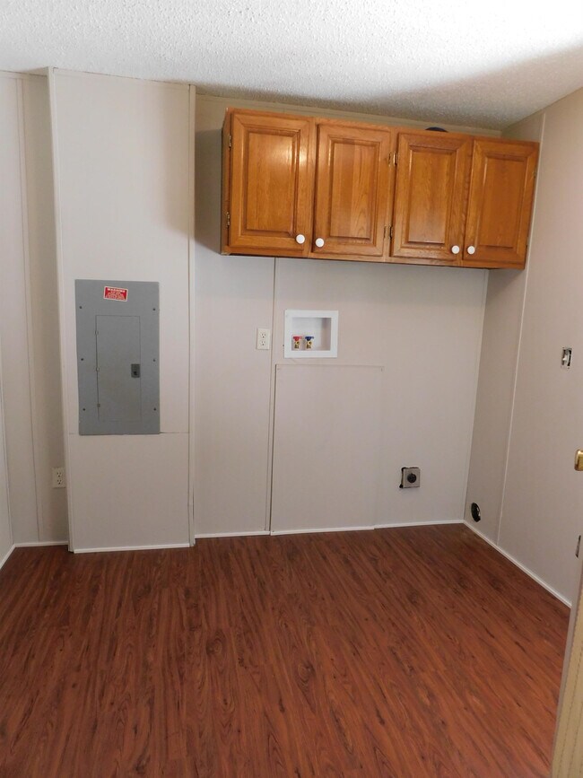 Building Photo - 482 Kelly Springs Rd