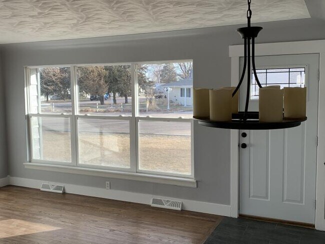 Building Photo - 3 bedroom in Sterling CO 80751