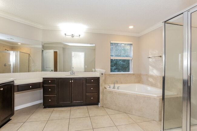 Building Photo - 15928 Baxter Creek Dr