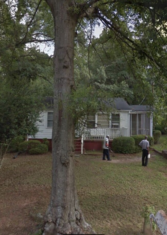 Building Photo - 2bd/1ba Near Downtown Greenville