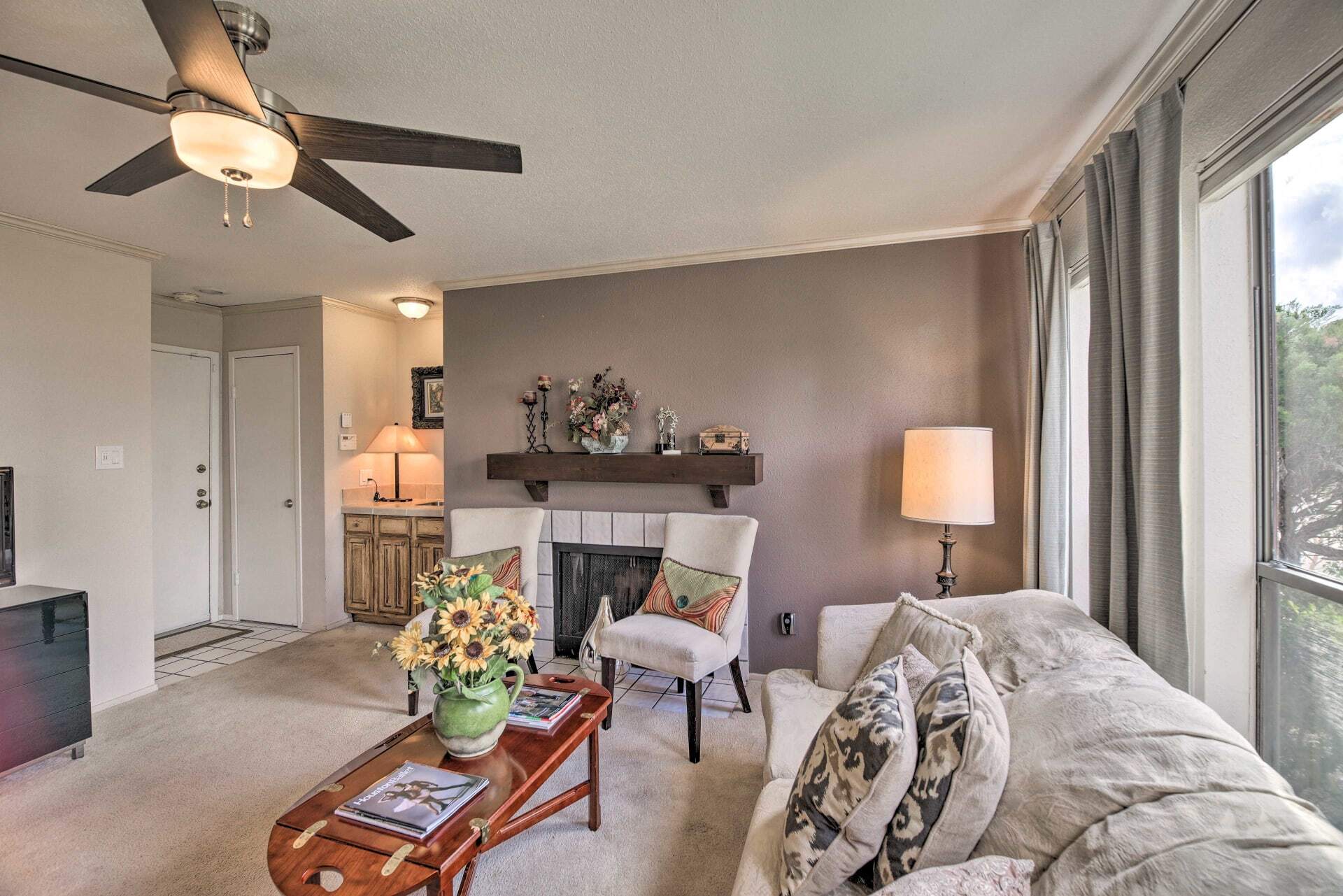 Living Room - 8020 Braesmain Dr