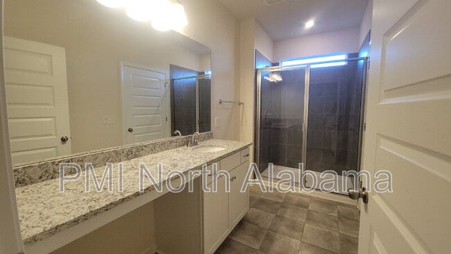 Building Photo - 13030 Lantern Pointe Wy