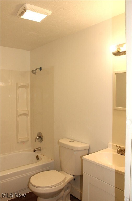 Building Photo - 397 E 148th St
